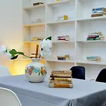 Oslavia Central Apartment